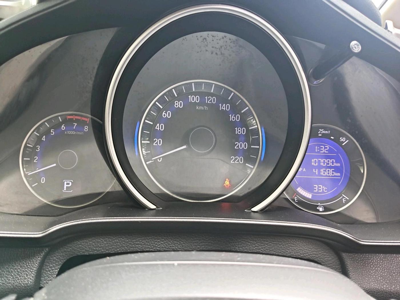 2016 Honda Jazz 1.2L I-VTEC V AT, Petrol, Automatic, 1,07,090 km, interior