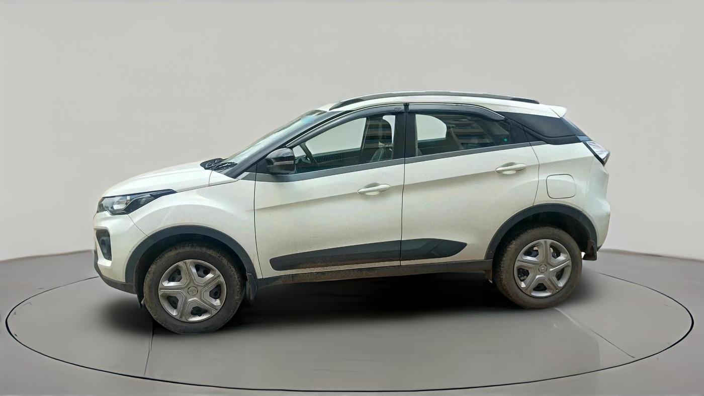 2021 Tata NEXON XZ PETROL, Petrol, Manual, 27,932 km, exterior