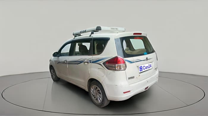 2014 Maruti Ertiga VXI, CNG, Manual, 1,06,331 km, exterior