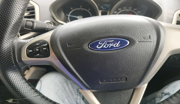 2017 Ford Ecosport TITANIUM 1.5L DIESEL, Diesel, Manual, 1,03,520 km, interior