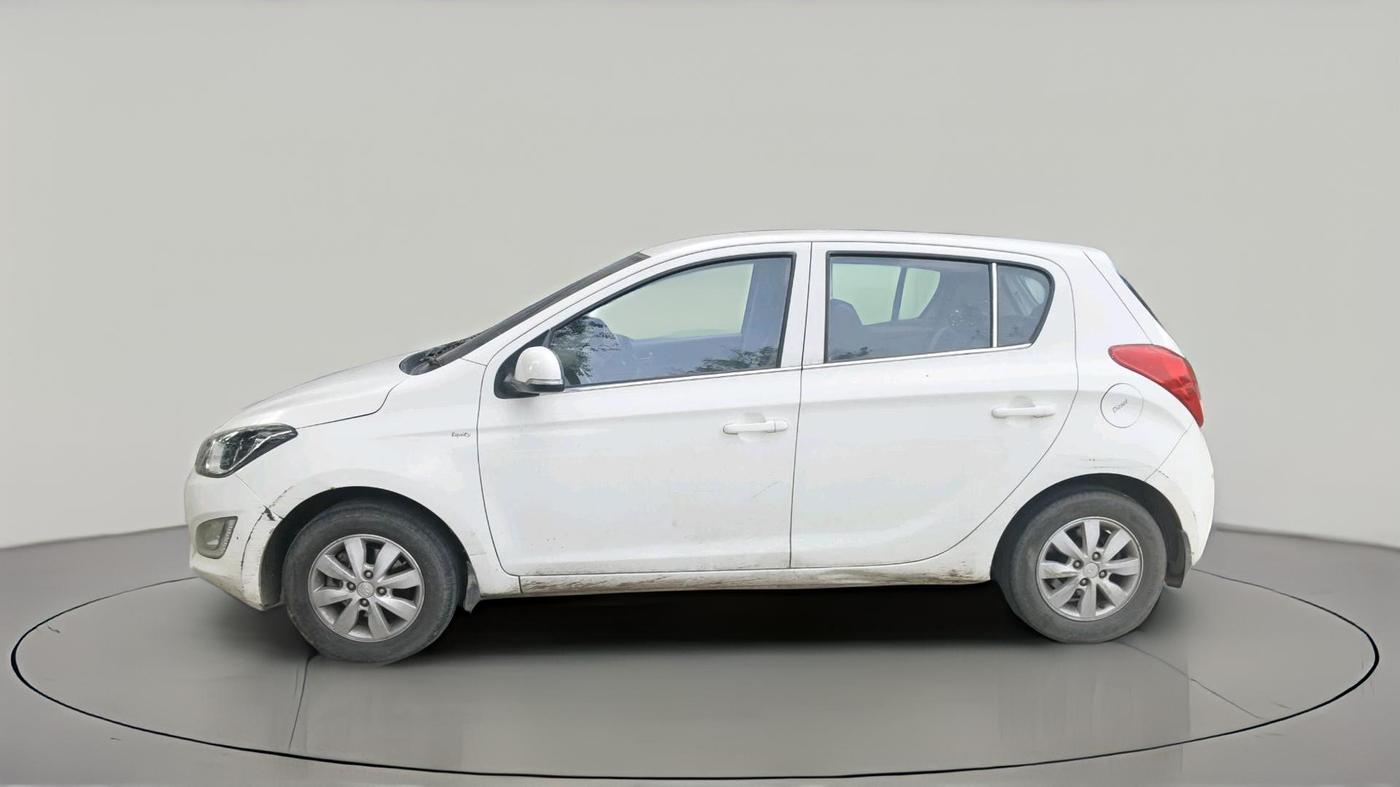 2014 Hyundai i20 SPORTZ 1.4 CRDI, Diesel, Manual, 80,354 km, exterior