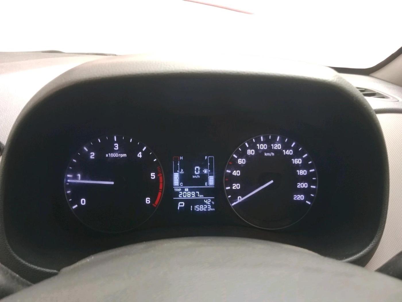 2016 Hyundai Creta SX PLUS AT 1.6 DIESEL, Diesel, Automatic, 7,00,000 km, interior