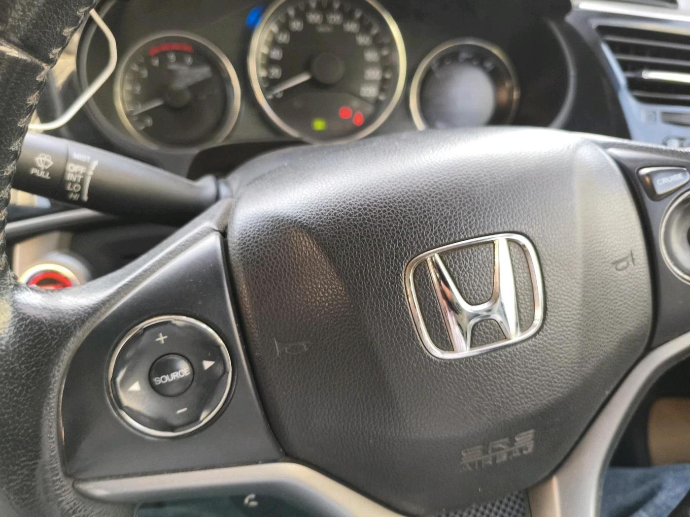 2017 Honda City 1.5L I-DTEC VX, Diesel, Manual, 68,772 km, interior