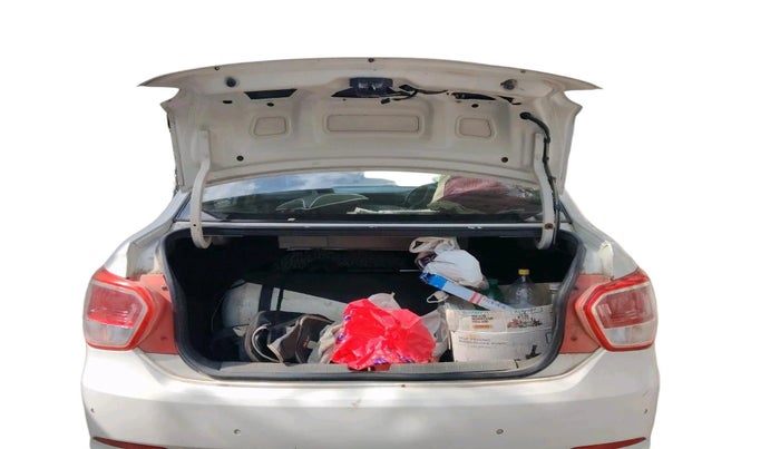 2014 Hyundai Xcent SX 1.2 (O), CNG, Manual, 1,42,761 km, exterior