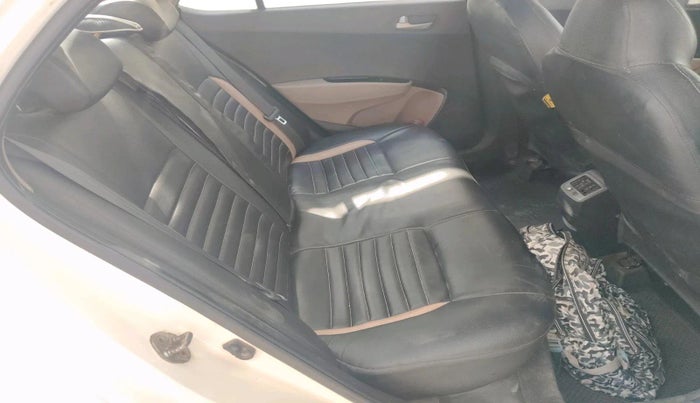 2014 Hyundai Xcent SX 1.2 (O), CNG, Manual, 1,42,761 km, interior