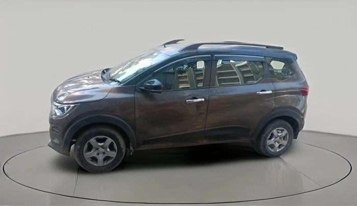 2022 Renault TRIBER RXT, Petrol, Manual, 30,223 km, exterior