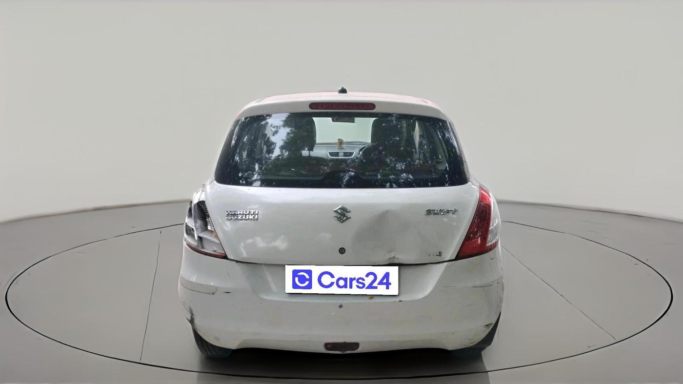 2014 Maruti Swift VXI, CNG, Manual, 1,06,476 km, exterior