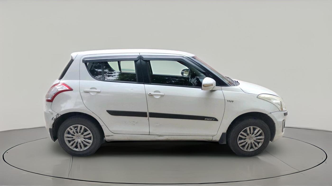2014 Maruti Swift VXI, CNG, Manual, 1,06,476 km, exterior