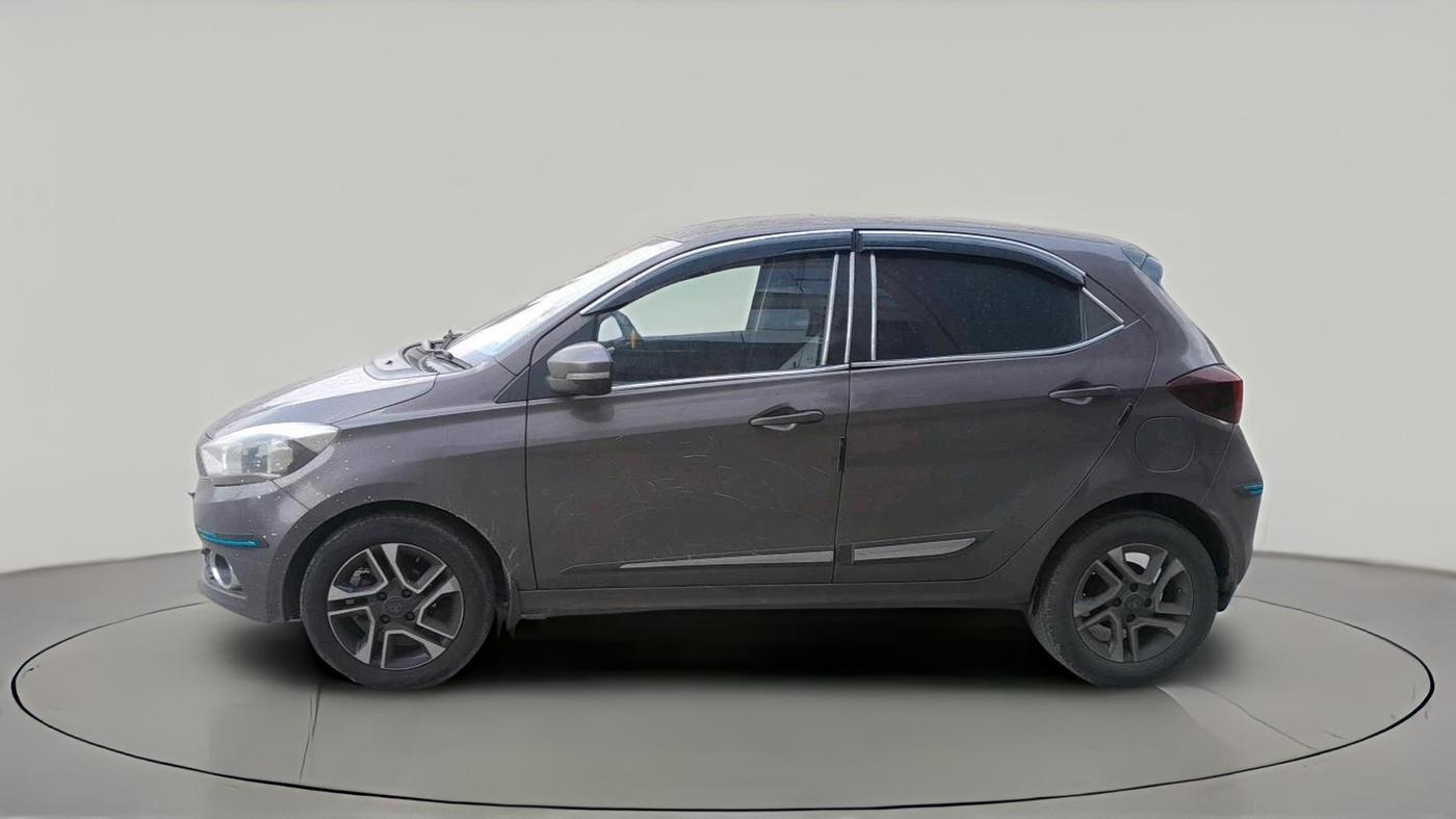 2016 Tata Tiago XZ DIESEL, Diesel, Manual, 1,16,082 km, exterior