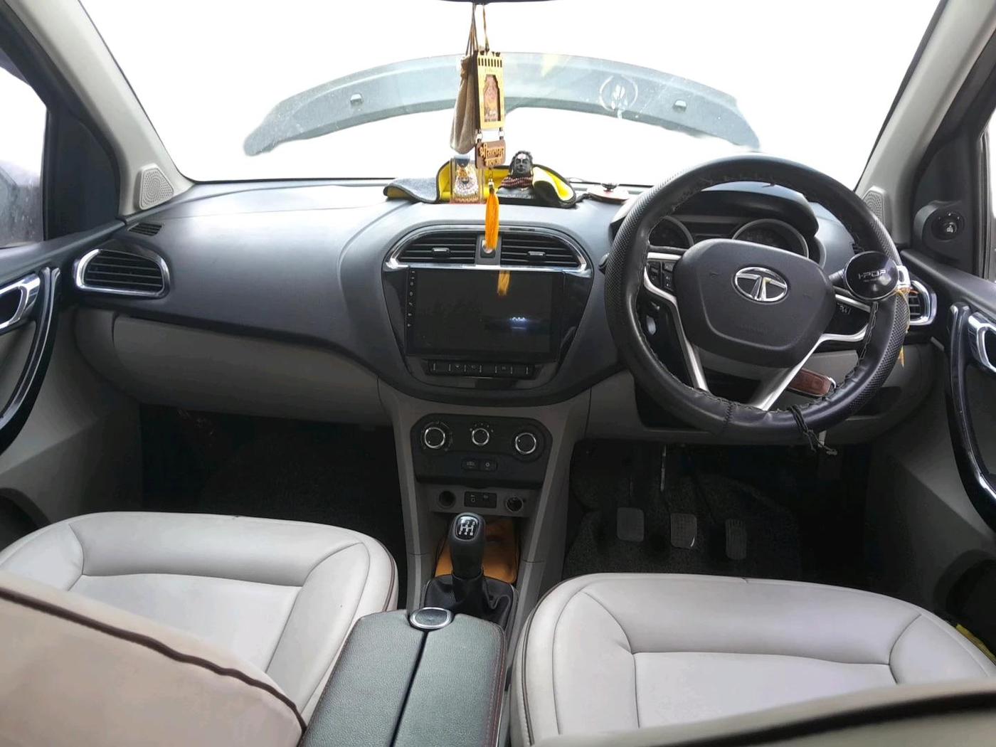 2016 Tata Tiago XZ DIESEL, Diesel, Manual, 1,16,082 km, interior
