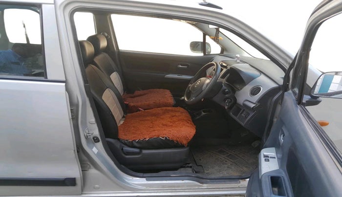 2010 Maruti Wagon R 1.0 LXI, CNG, Manual, 94,405 km, interior