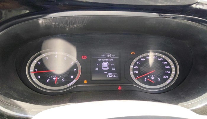 2024 Hyundai GRAND I10 NIOS SPORTZ 1.2 KAPPA VTVT CNG, CNG, Manual, 29,437 km, interior