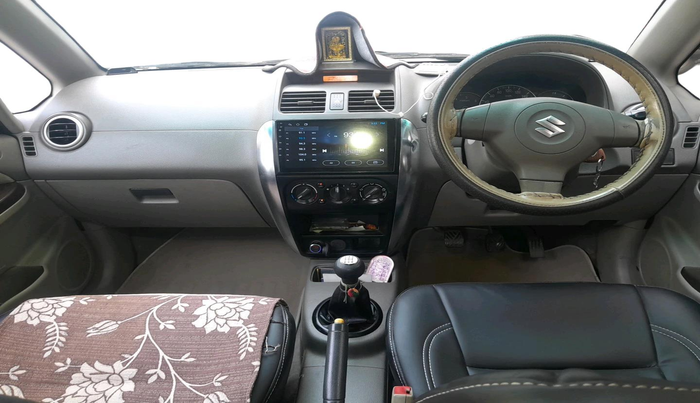 2013 Maruti SX4 VDI, Diesel, Manual, 1,39,255 km, interior