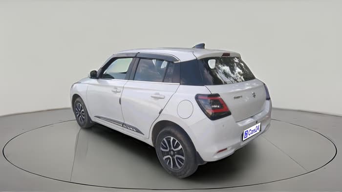 2025 Maruti Swift VXi (O), CNG, Manual, 27,323 km, exterior