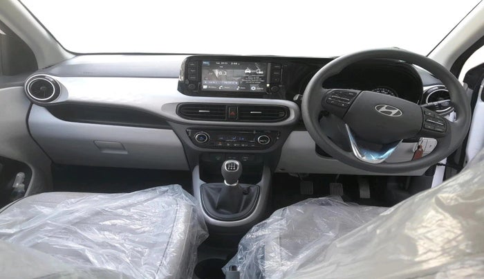 2025 Hyundai GRAND I10 NIOS SPORTZ 1.2 KAPPA VTVT, Petrol, Manual, 4,895 km, interior