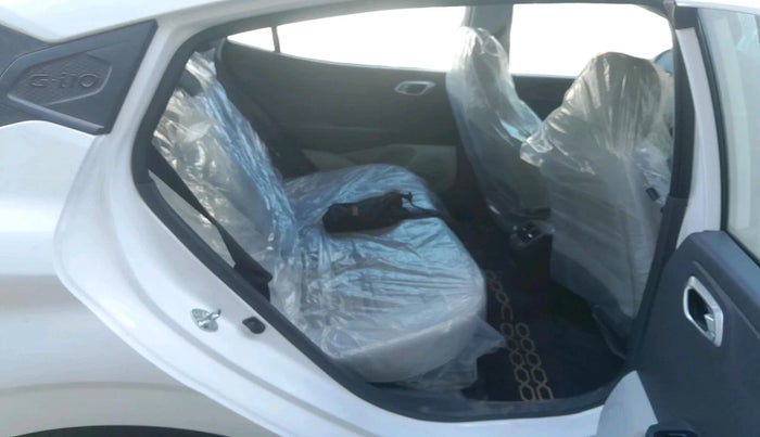 2025 Hyundai GRAND I10 NIOS SPORTZ 1.2 KAPPA VTVT, Petrol, Manual, 4,895 km, interior