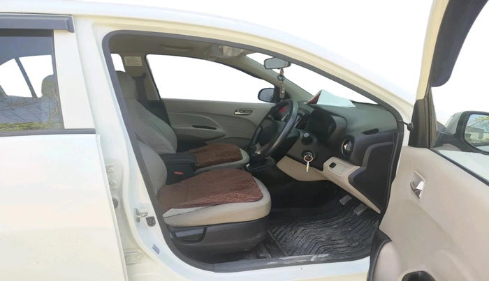2019 Hyundai NEW SANTRO MAGNA CNG, CNG, Manual, 78,325 km, interior