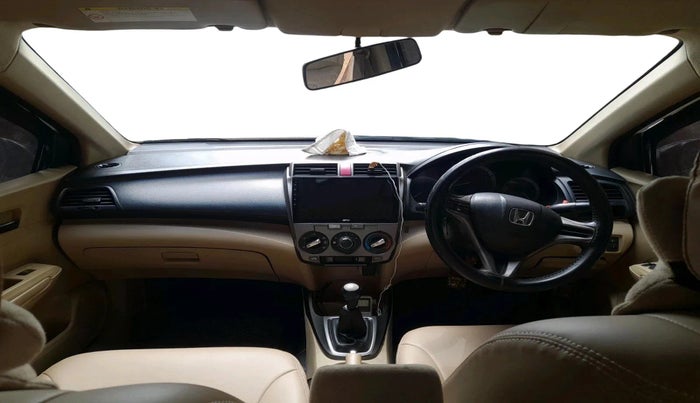 2013 Honda City 1.5L I-VTEC S MT, Petrol, Manual, 1,31,383 km, interior