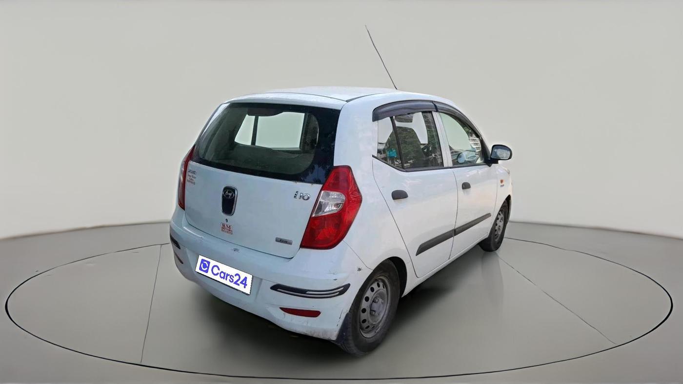 2012 Hyundai i10 ERA 1.1, CNG, Manual, 1,29,397 km, exterior