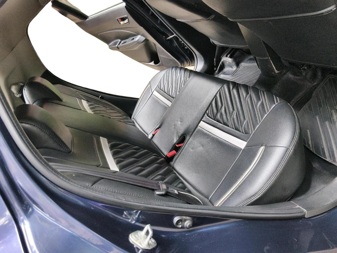 2020 Maruti Swift VXI, Petrol, Manual, 89,968 km, interior