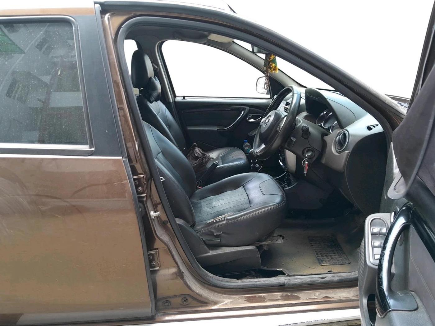 2017 Nissan Terrano XV PREMIUM D, Diesel, Manual, 1,95,265 km, interior