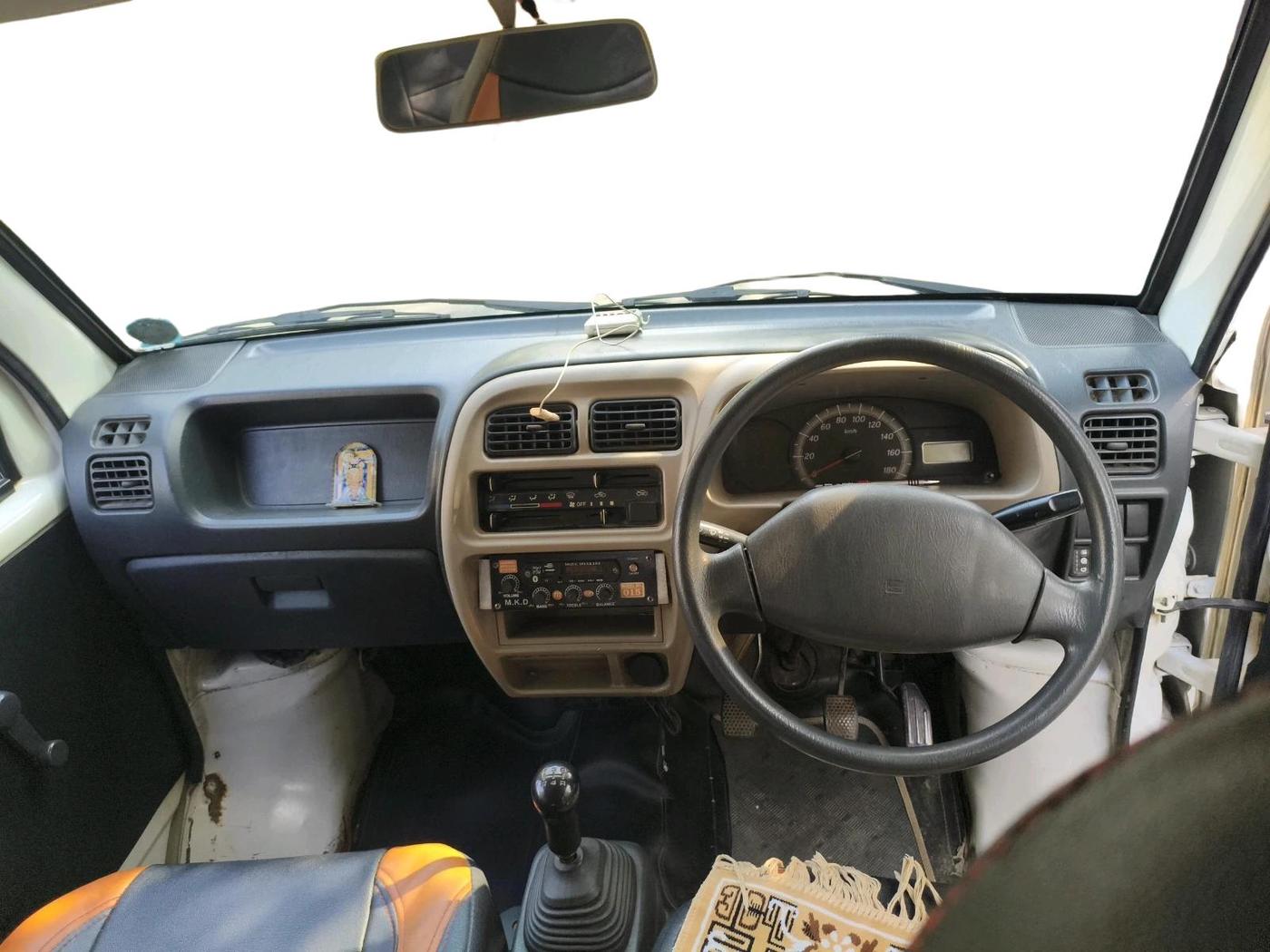 2012 Maruti Eeco 7 STR, CNG, Manual, 95,920 km, interior