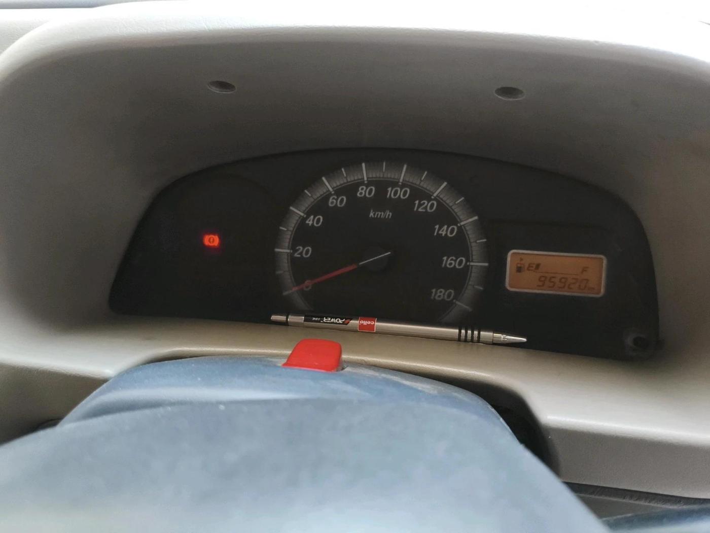 2012 Maruti Eeco 7 STR, CNG, Manual, 95,920 km, interior