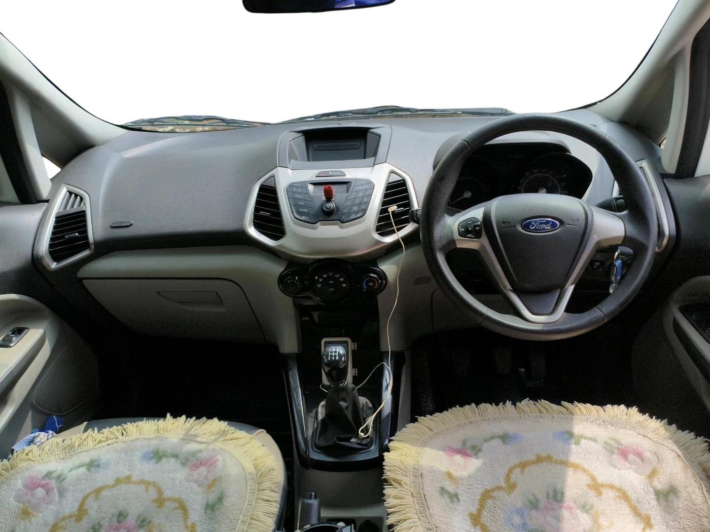 2013 Ford Ecosport TREND 1.5L DIESEL, Diesel, Manual, 1,77,767 km, interior