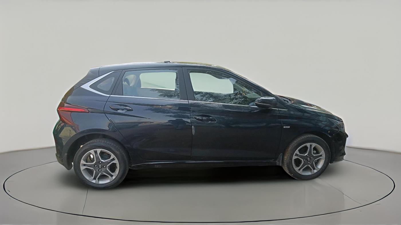 2024 Hyundai NEW I20 SPORTZ 1.2 IVT, Petrol, Automatic, 6,500 km, exterior