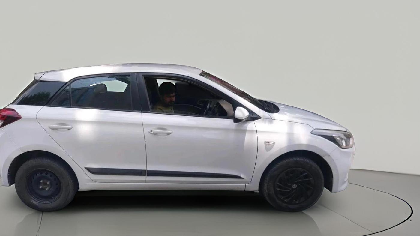 2018 Hyundai Elite i20 MAGNA EXECUTIVE 1.2, CNG, Manual, 1,26,312 km, exterior
