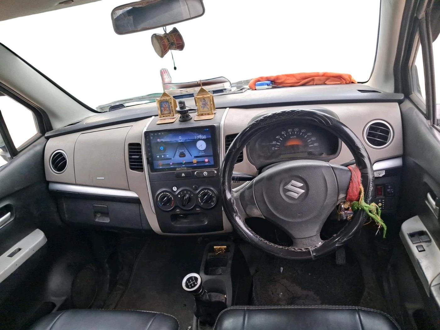 2016 Maruti Wagon R 1.0 LXI CNG, CNG, Manual, 1,11,112 km, interior