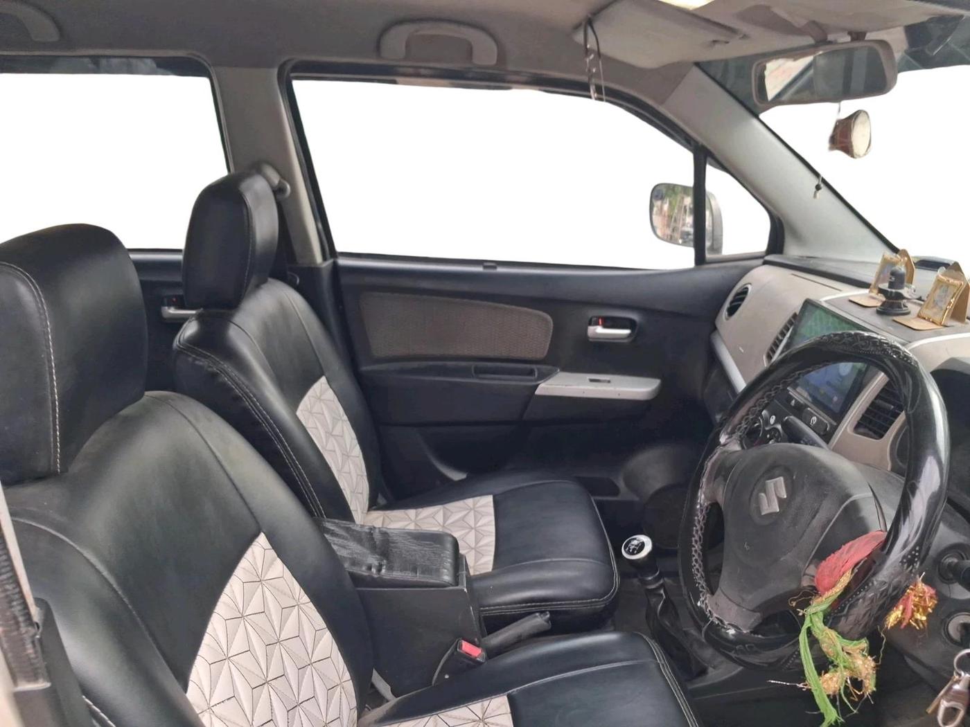2016 Maruti Wagon R 1.0 LXI CNG, CNG, Manual, 1,11,112 km, interior