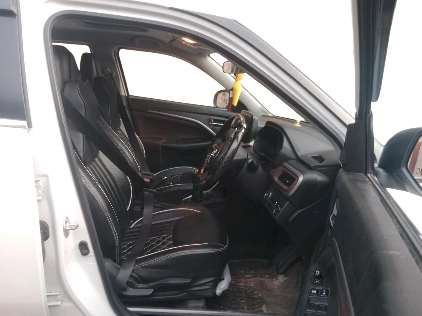 2022 Maruti BREZZA ZXI SMART HYBRID , Petrol, Manual, 58,240 km, interior