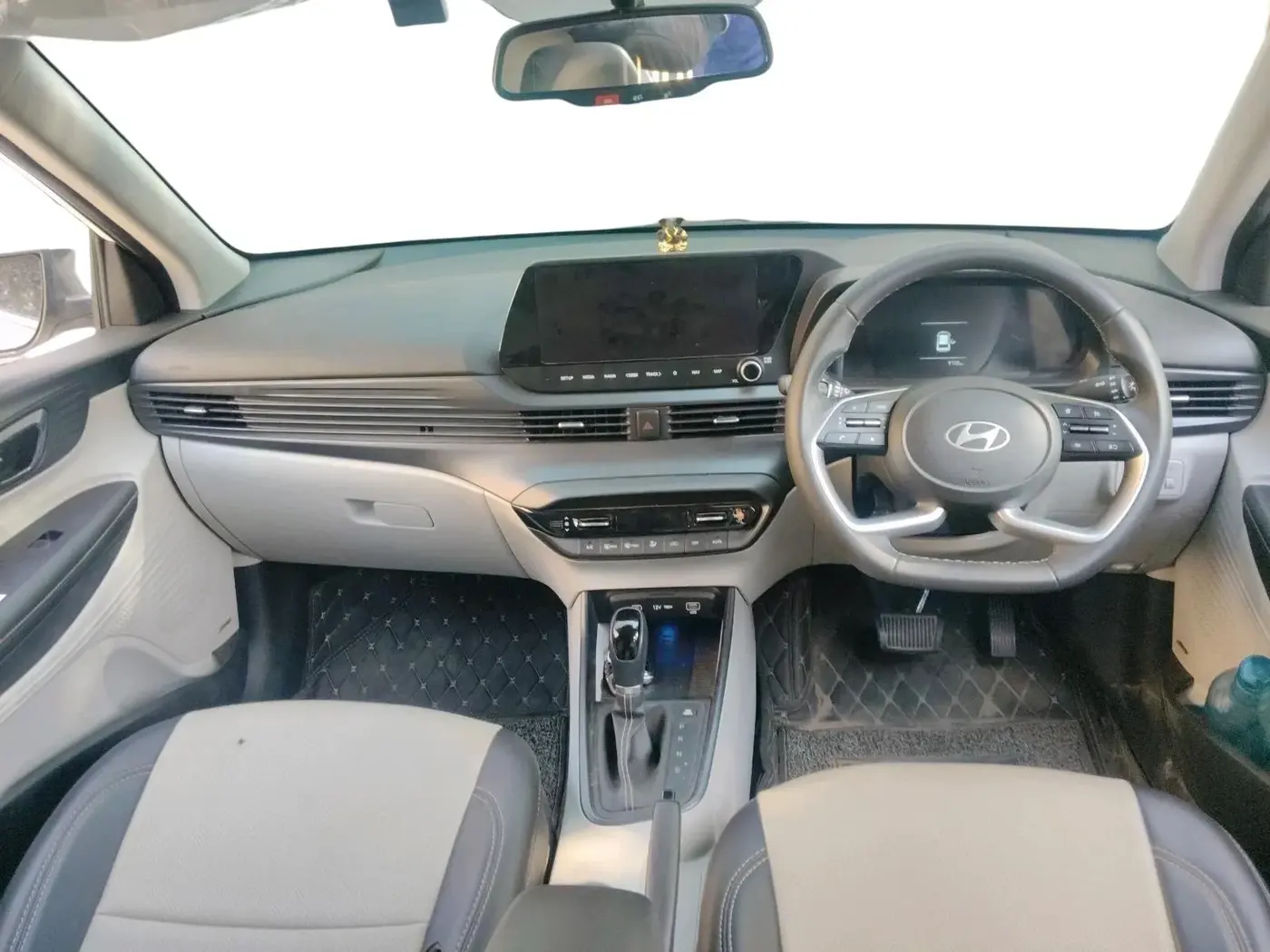 2025 Hyundai NEW I20 ASTA (O) 1.2 IVT, Petrol, Automatic, 9,105 km, interior
