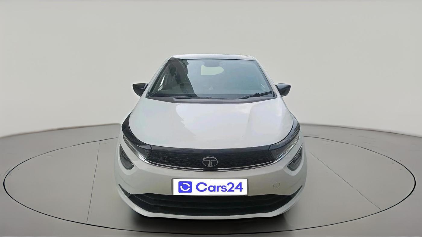 2024 Tata ALTROZ  XZ PLUS (S) , Diesel, Manual, 31,296 km, exterior