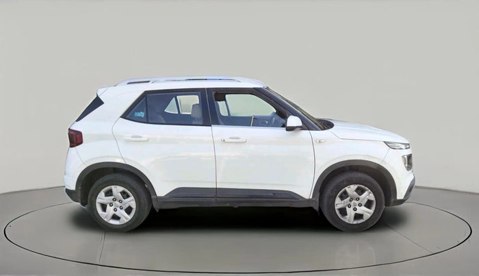 2020 Hyundai VENUE S 1.2, Petrol, Manual, 61,853 km, exterior