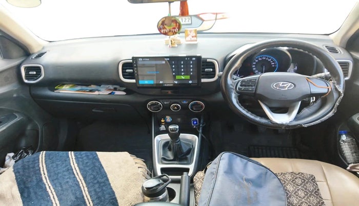 2020 Hyundai VENUE S 1.2, Petrol, Manual, 61,853 km, interior