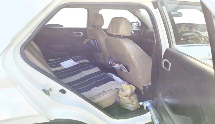 2020 Hyundai VENUE S 1.2, Petrol, Manual, 61,853 km, interior