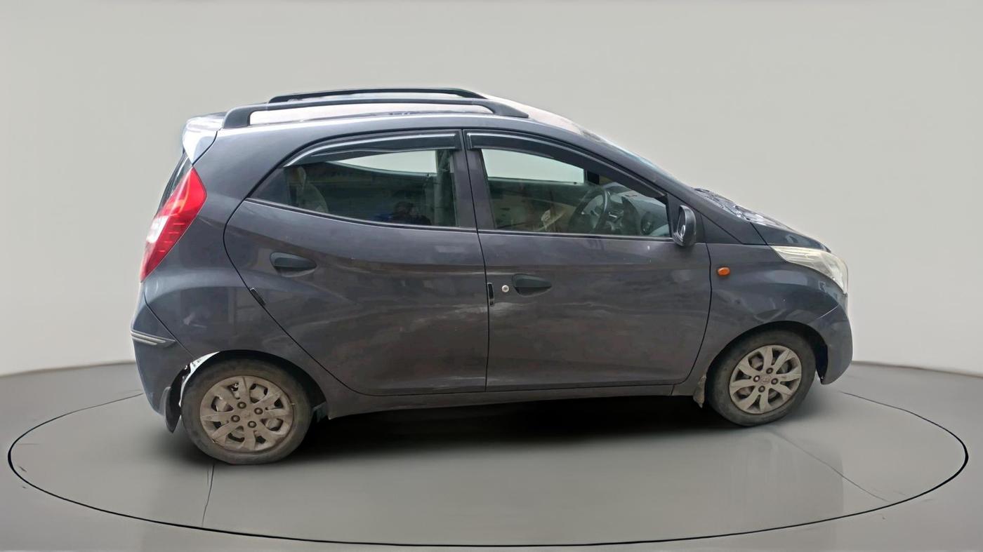 2018 Hyundai Eon ERA +, CNG, Manual, 1,09,787 km, exterior