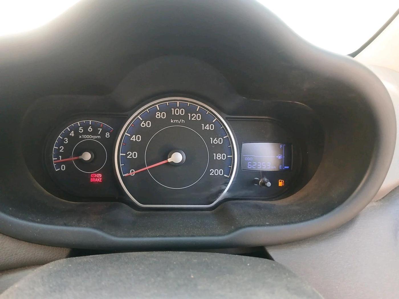 2013 Hyundai i10 MAGNA 1.2, Petrol, Manual, 62,353 km, interior