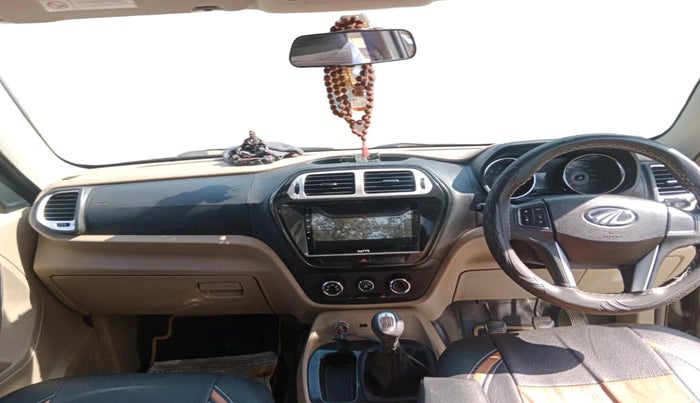 2016 Mahindra TUV300 T8, Diesel, Manual, 1,11,005 km, interior