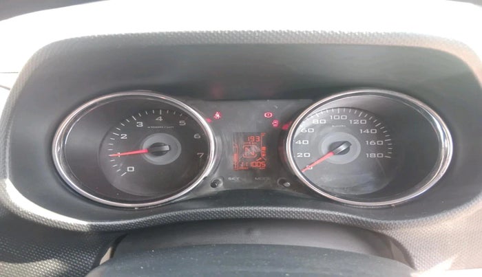 2016 Mahindra TUV300 T8, Diesel, Manual, 1,11,005 km, interior