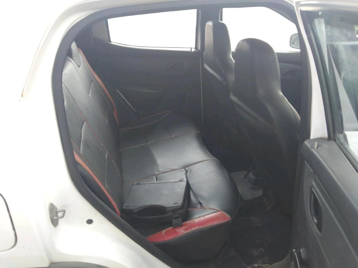 2016 Renault Kwid RXT 0.8, Petrol, Manual, 71,706 km, interior