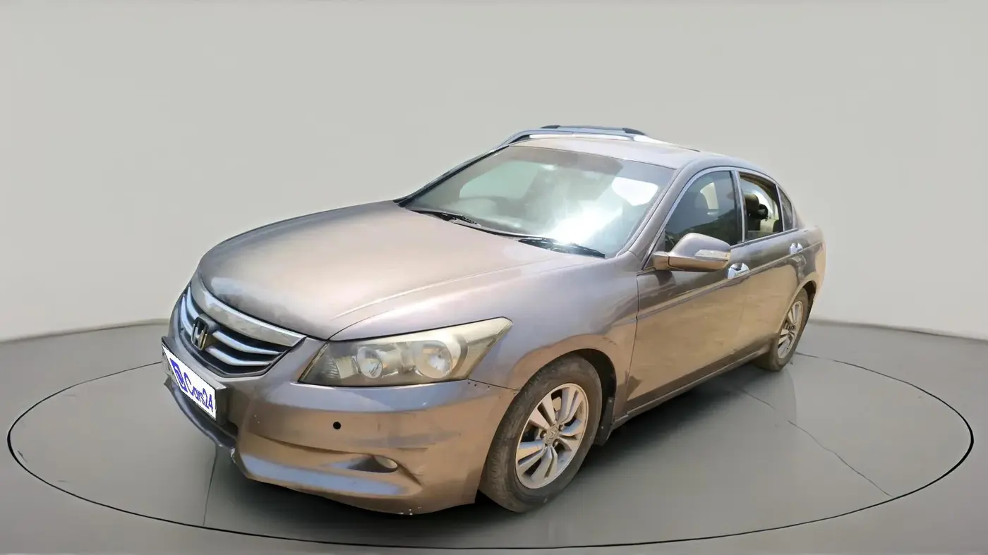 2011 Honda Accord 2.4L I-VTEC AT, CNG, Automatic, 1,41,512 km, exterior