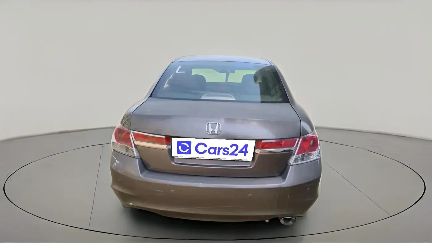 2011 Honda Accord 2.4L I-VTEC AT, CNG, Automatic, 1,41,512 km, exterior