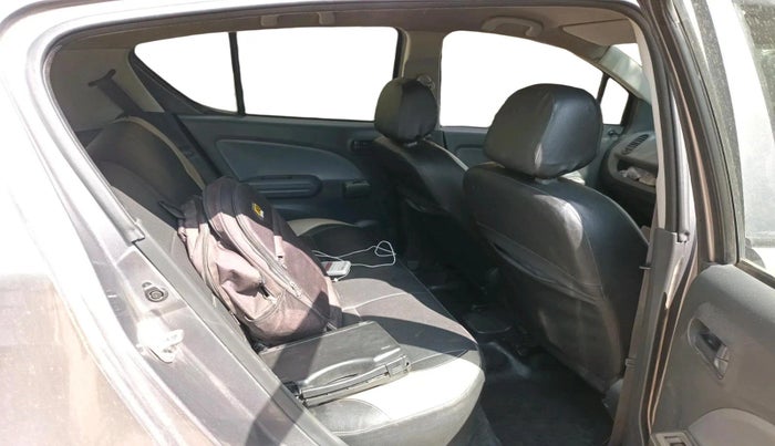 2010 Maruti Ritz LXI, CNG, Manual, 1,43,432 km, interior