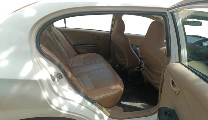 2014 Honda Amaze 1.5L I-DTEC E, Diesel, Manual, 1,35,524 km, interior