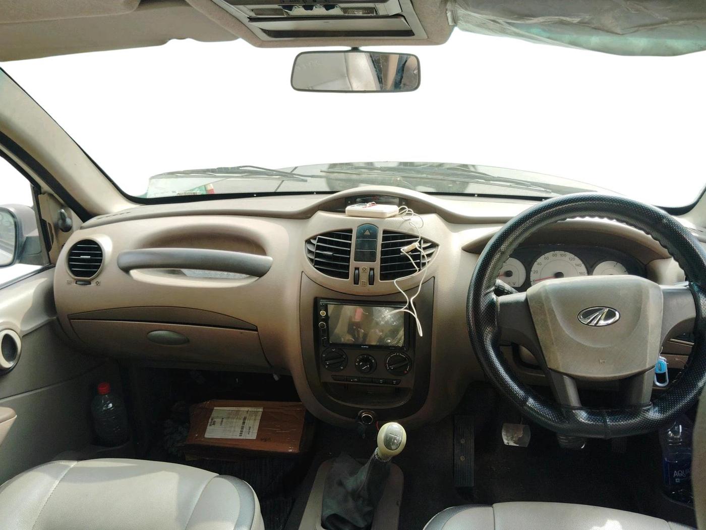 2013 Mahindra Xylo D4, Diesel, Manual, 1,33,587 km, interior