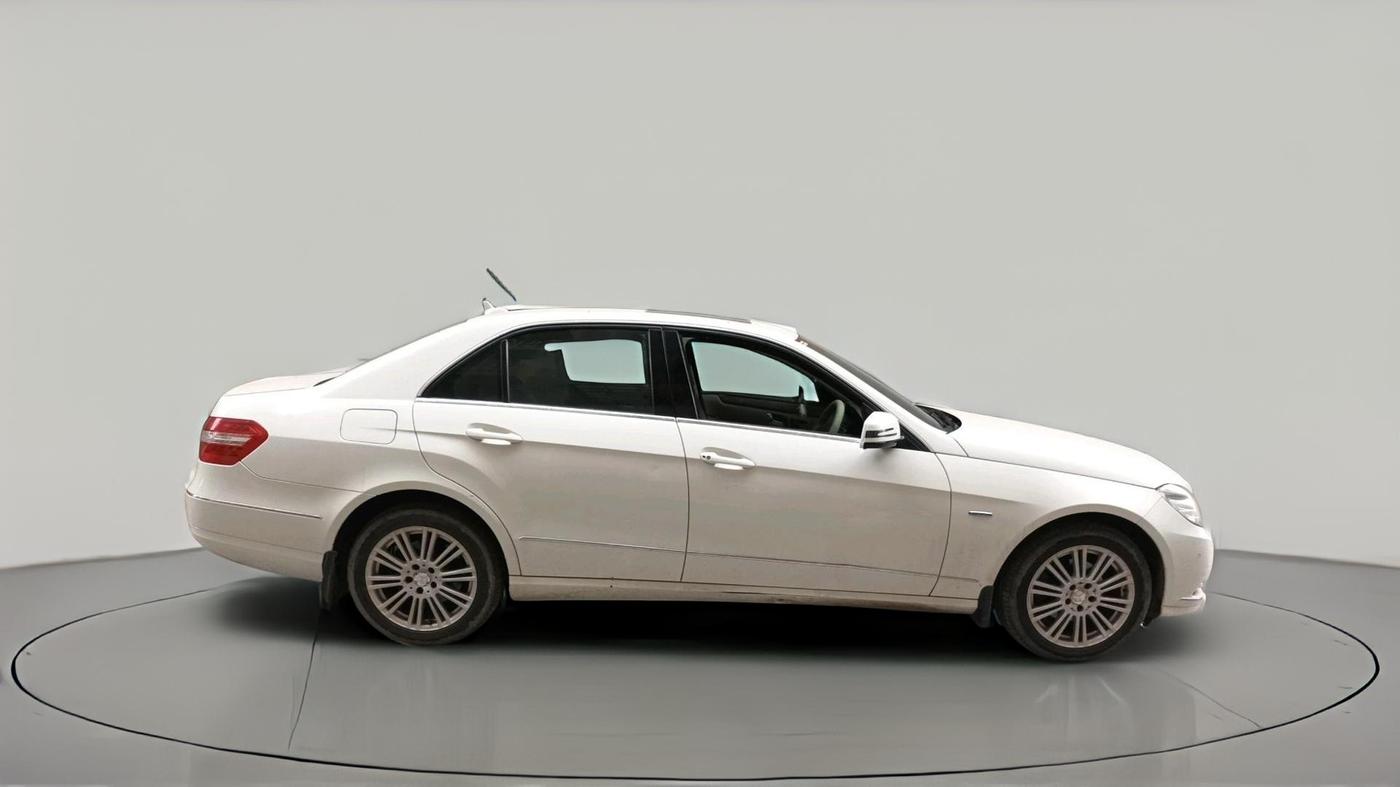 2011 Mercedes Benz E Class E 220 CDI ELEGANCE, Diesel, Automatic, 1,52,400 km, exterior