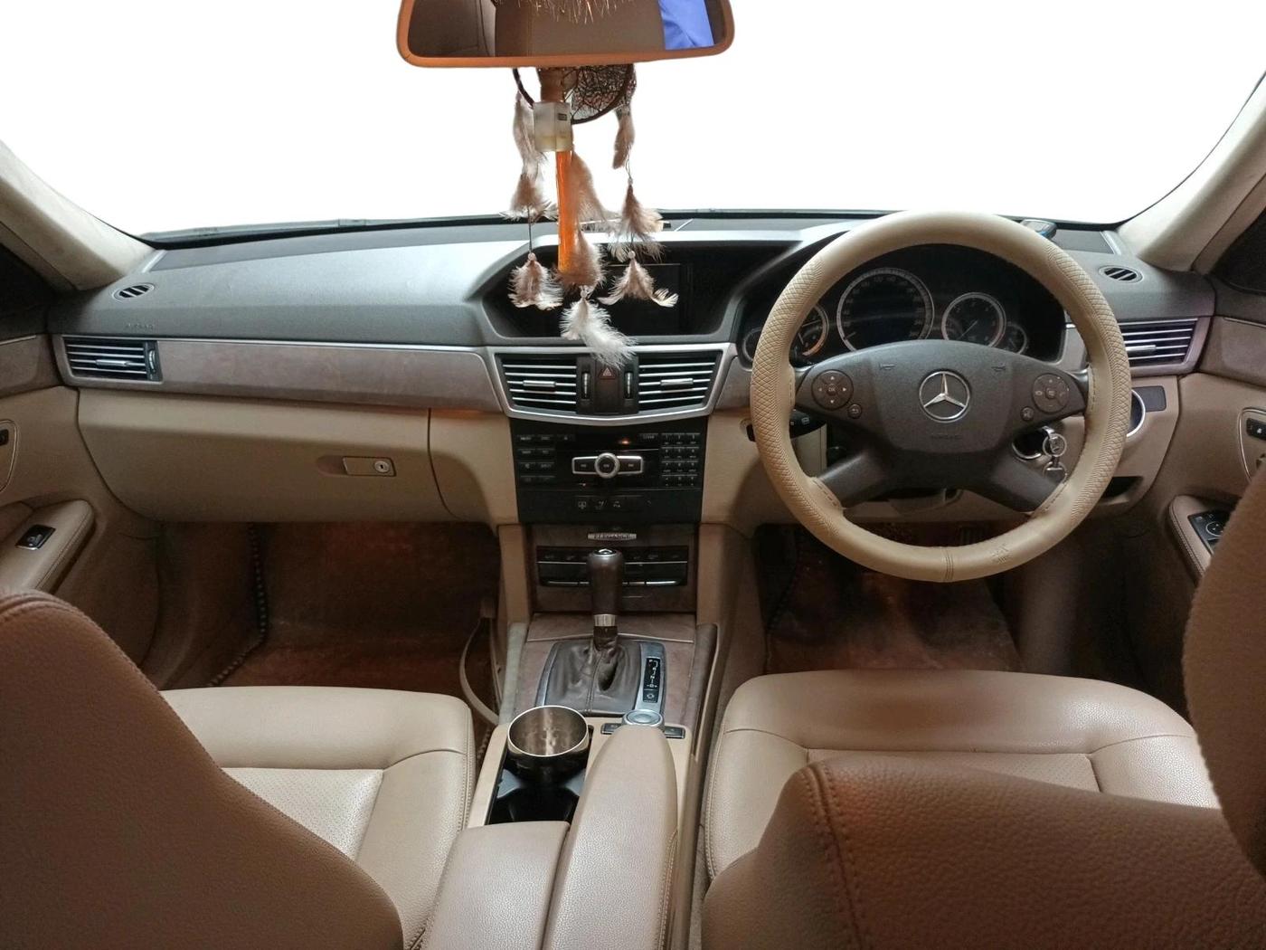 2011 Mercedes Benz E Class E 220 CDI ELEGANCE, Diesel, Automatic, 1,52,400 km, interior